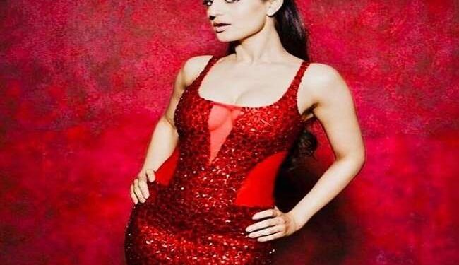 अमीषा पटेल