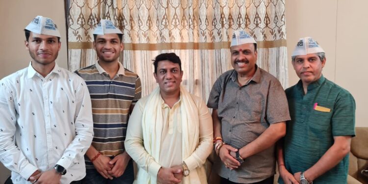 विजय गोयल