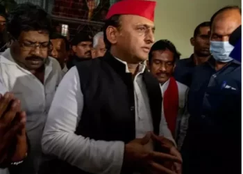 अखिलेश यादव