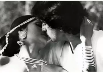 Simi Garewal had bold scenes