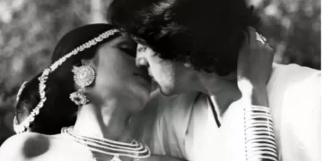 Simi Garewal had bold scenes