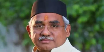 व्यापारी