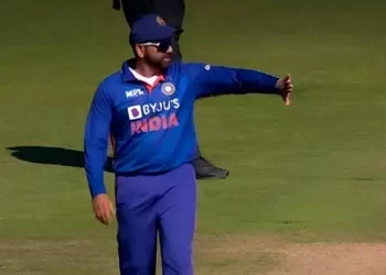 क्रिकेटर