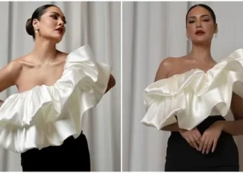 Esha Gupta shared her pictures