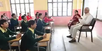 Governor Rajendra Vishwanath Arlekar