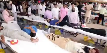 Devotees donating blood