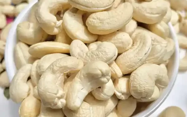 Benefits of Cashew Nuts