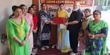 Miss India Queen Param Gill