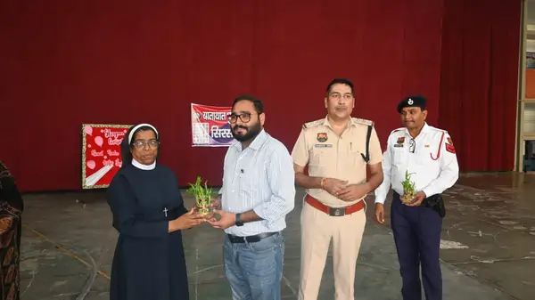 स्लोगन प्रतियोगिता