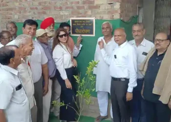 आंखों व दांतों के क्लीनिक का शुभारंभ