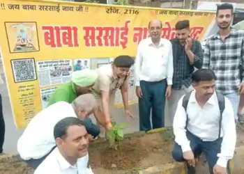 एक पेड़ मां के नाम अभियान