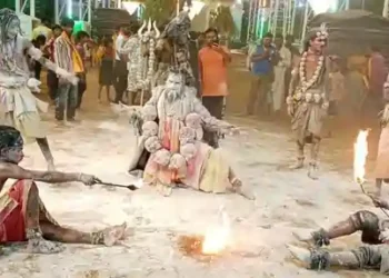 भोले की झांकी के साथ शोभा यात्रा निकाली