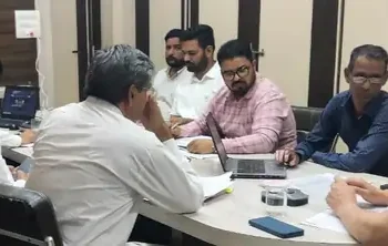 समाधान शिविर में प्राप्त शिकायतों के निवारण प्रगति की समीक्षा