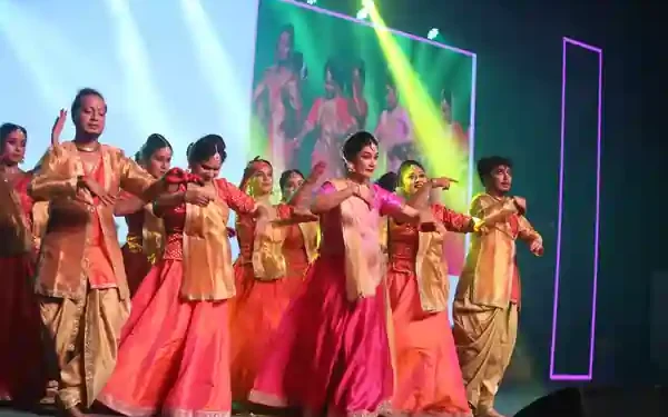 कथक नृत्यांगना