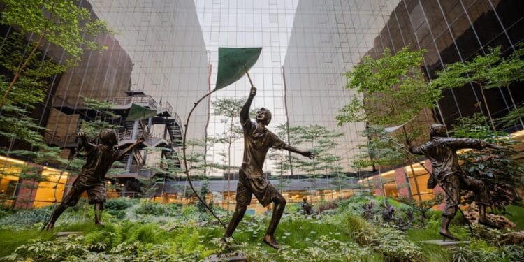 Max Estates Accelerates Net-Zero Vision with Solar Power Adoption at Max Square, Sector 129 Noida