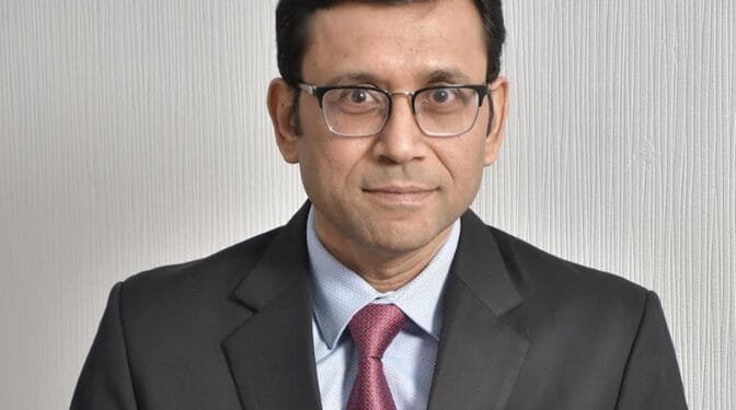 HDFC Life's AUM Crosses Rs. Four Lakh Crore Milestone